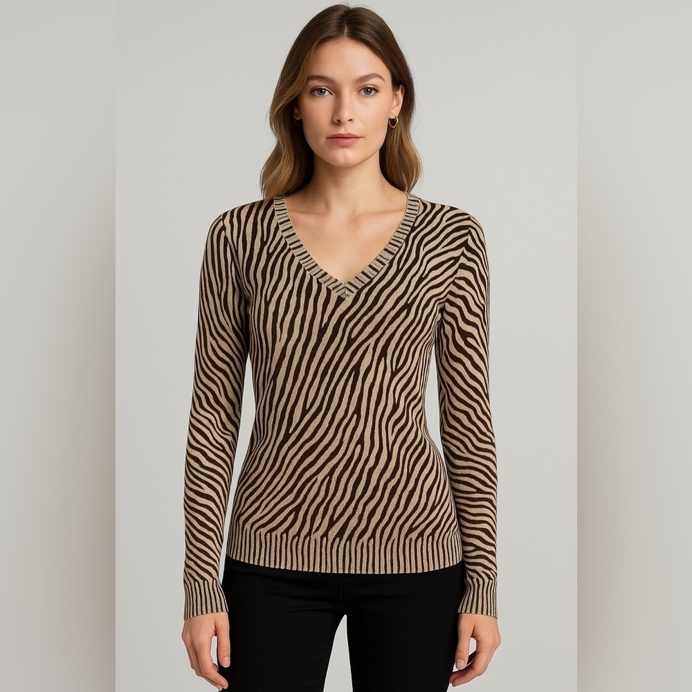 Express Design Studio Women’s Zebra Print Sweater Size L Beige and Brown Preppy